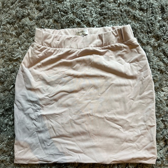 Ariztia Baboton Cream Skirt - Picture 1 of 2